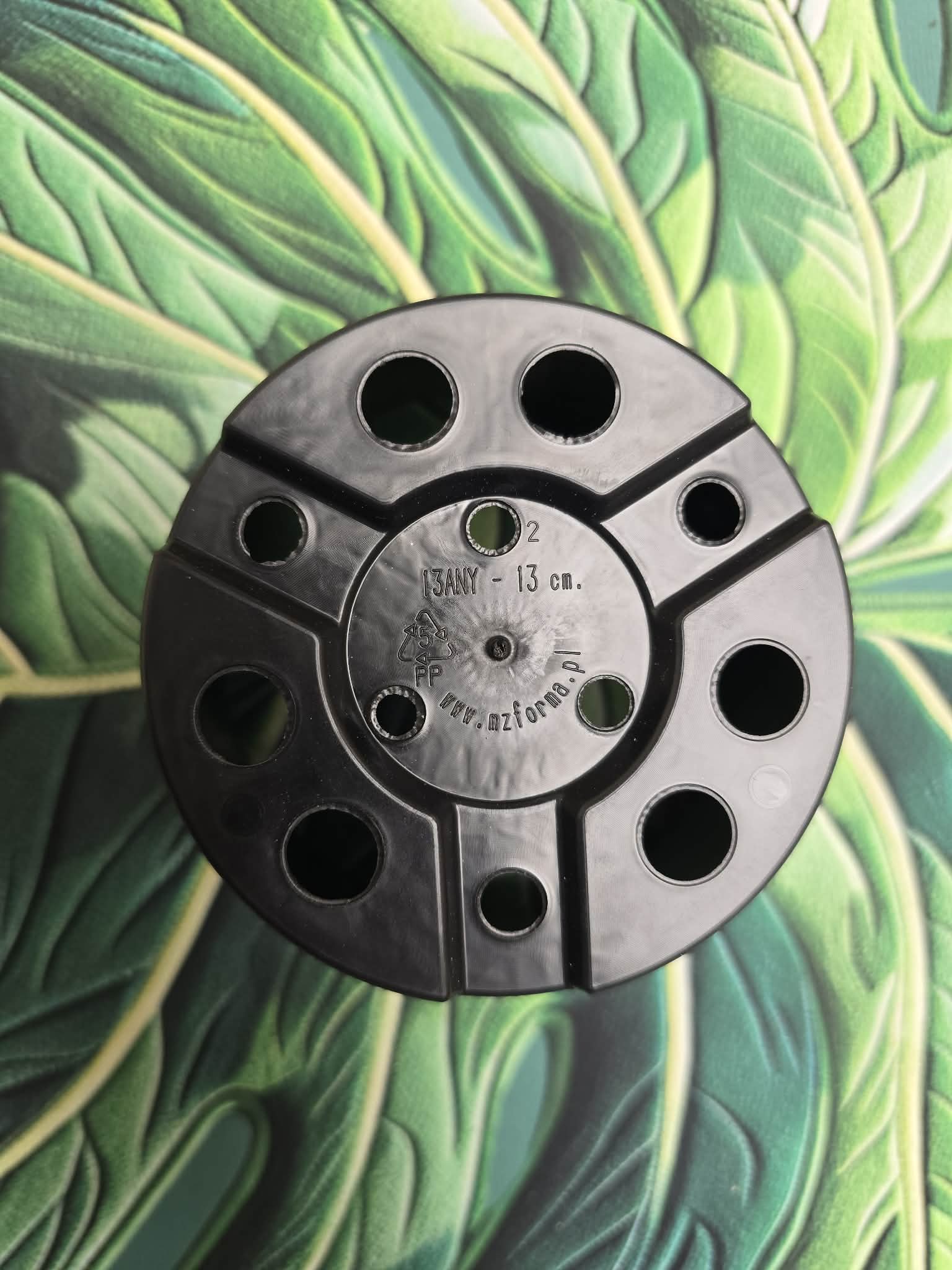 Pots 13x9,5 cm --> (0.68l)